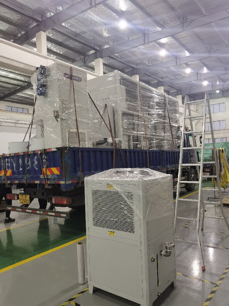 單工位真空溶劑清潔設(shè)備